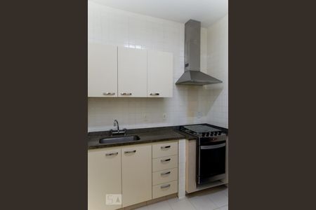 Apartamento à venda com 100m², 3 quartos e 2 vagasCozinha
