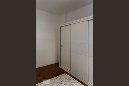 Apartamento à venda com 100m², 3 quartos e 2 vagasQuarto 2