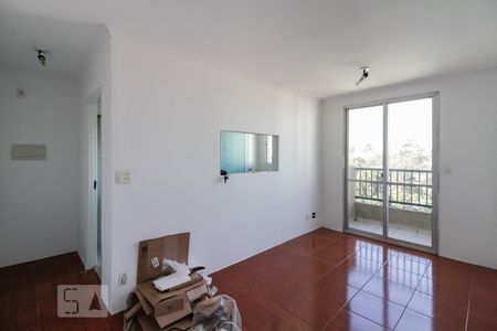Sala de apartamento para alugar com 2 quartos, 54m² em Quitaúna, Osasco