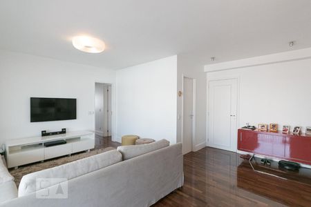 Sala  de apartamento para alugar com 3 quartos, 127m² em Vila Firmiano Pinto, São Paulo