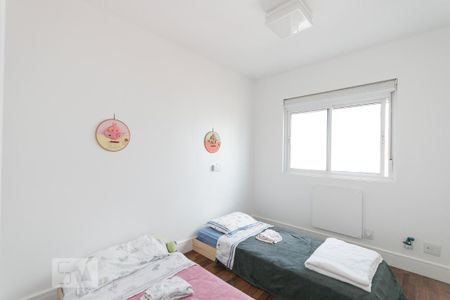 Apartamento à venda com 127m², 3 quartos e 2 vagasSuíte 2 