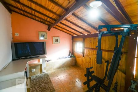 Casa à venda com 300m², 3 quartos e 5 vagas Casa à venda com 300m², 3 quartos e 5 vagasEdícula