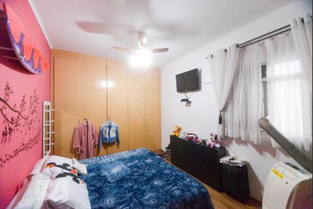 Casa à venda com 300m², 3 quartos e 5 vagas Casa à venda com 300m², 3 quartos e 5 vagasQuarto 2