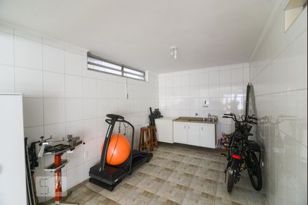 Casa à venda com 300m², 3 quartos e 5 vagas Casa à venda com 300m², 3 quartos e 5 vagasGaragem
