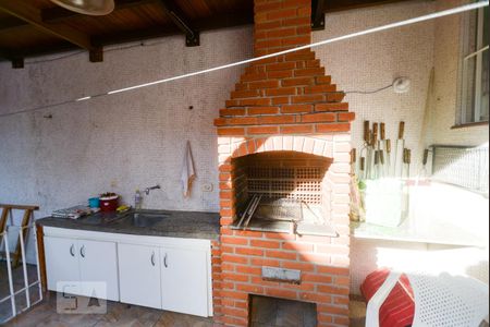 Casa à venda com 300m², 3 quartos e 5 vagas Casa à venda com 300m², 3 quartos e 5 vagasChurrasqueira