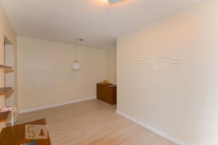 Sala de apartamento para alugar com 2 quartos, 70m² em Tijuca, Rio de Janeiro