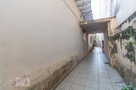 Casa à venda com 70m², 3 quartos e 1 vagaEntrada