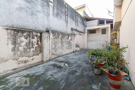 Casa à venda com 70m², 3 quartos e 1 vagaQuintal no fundo da casa