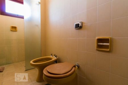 Apartamento à venda com 900m², 5 quartos e 2 vagas Apartamento à venda com 900m², 5 quartos e 2 vagasBanheiro Suíte 2