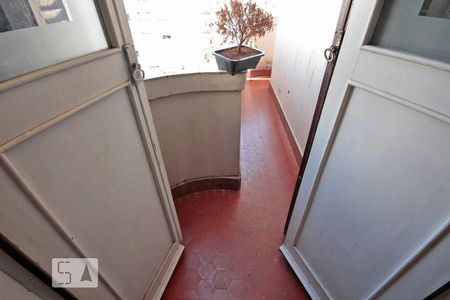 Apartamento à venda com 118m², 3 quartos e sem vagavaranda