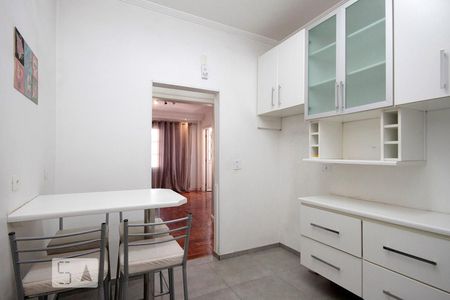 Apartamento à venda com 118m², 3 quartos e sem vagaCozinha