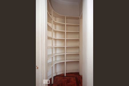 Apartamento à venda com 118m², 3 quartos e sem vagaCorredor