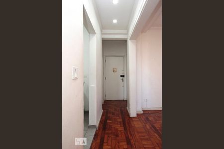 Apartamento à venda com 118m², 3 quartos e sem vagaCorredor