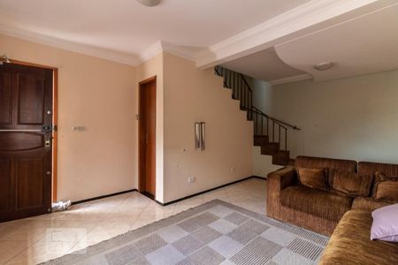 Casa para alugar com 250m², 4 quartos e 2 vagas Casa para alugar com 250m², 4 quartos e 2 vagasSala