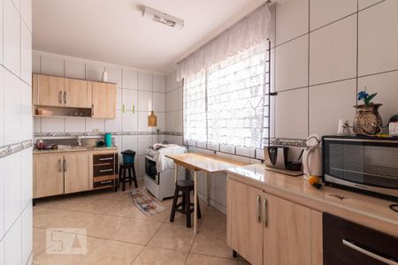 Casa para alugar com 250m², 4 quartos e 2 vagas Casa para alugar com 250m², 4 quartos e 2 vagasCozinha