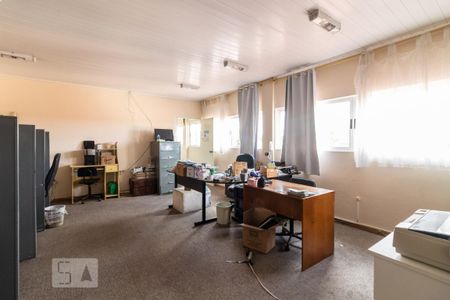 Casa para alugar com 250m², 4 quartos e 2 vagas Casa para alugar com 250m², 4 quartos e 2 vagasQuarto 4