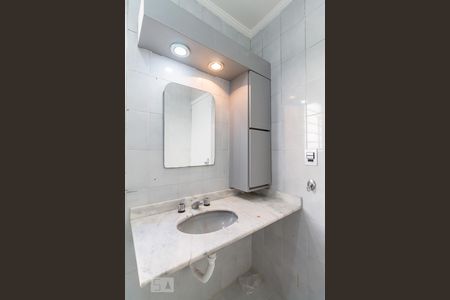 Banheiro de casa para alugar com 2 quartos, 90m² em Mooca, São Paulo