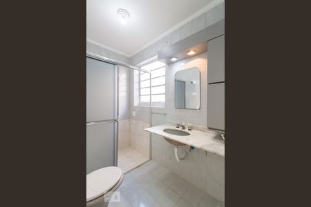 Banheiro de casa para alugar com 2 quartos, 90m² em Mooca, São Paulo