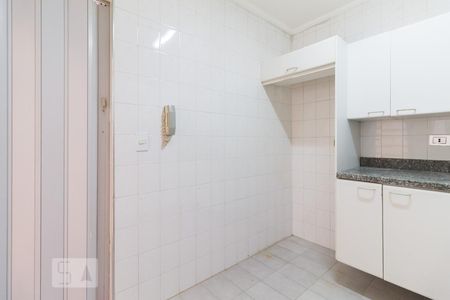 Casa para alugar com 90m², 2 quartos e 2 vagasCozinha