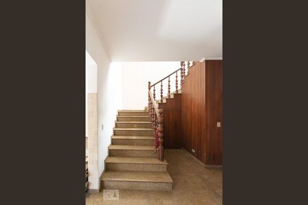 Escada de apartamento para alugar com 4 quartos, 400m² em Brooklin Paulista, São Paulo