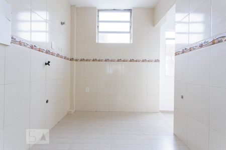 Cozinha de apartamento para alugar com 2 quartos, 45m² em Jardim Itu Sabará, Porto Alegre