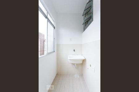 Área de Serviço de apartamento para alugar com 2 quartos, 45m² em Jardim Itu Sabará, Porto Alegre