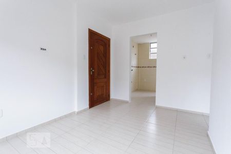 Sala de apartamento para alugar com 2 quartos, 45m² em Jardim Itu Sabará, Porto Alegre