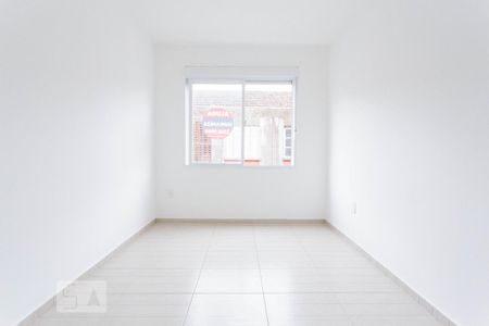 Quarto 2 de apartamento para alugar com 2 quartos, 45m² em Jardim Itu Sabará, Porto Alegre