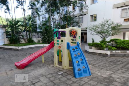 Apartamento à venda com 60m², 2 quartos e 1 vagaÁrea Comum - Playground