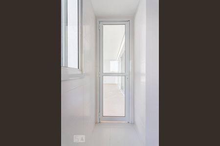 Apartamento à venda com 390m², 3 quartos e 2 vagas Apartamento à venda com 390m², 3 quartos e 2 vagasCozinha - Acesso a Varanda Gourmet