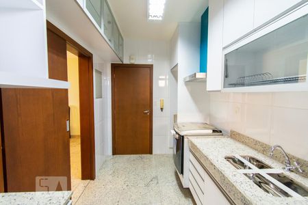 Apartamento à venda com 135m², 3 quartos e 2 vagas