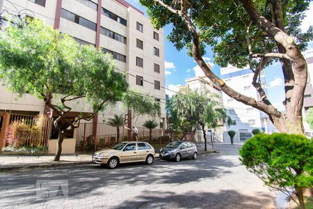 Apartamento à venda com 135m², 3 quartos e 2 vagas