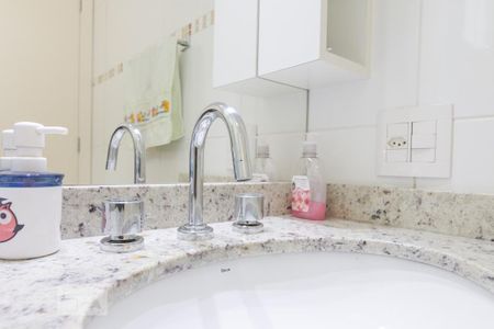 Apartamento para alugar com 160m², 3 quartos e 2 vagas Apartamento para alugar com 160m², 3 quartos e 2 vagasBanheiro