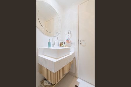 Apartamento para alugar com 160m², 3 quartos e 2 vagas Apartamento para alugar com 160m², 3 quartos e 2 vagasLavabo