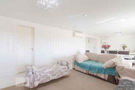 Apartamento para alugar com 160m², 3 quartos e 2 vagas Apartamento para alugar com 160m², 3 quartos e 2 vagasSala