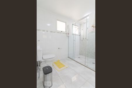Apartamento para alugar com 160m², 3 quartos e 2 vagas Apartamento para alugar com 160m², 3 quartos e 2 vagasBanheiro da Suíte