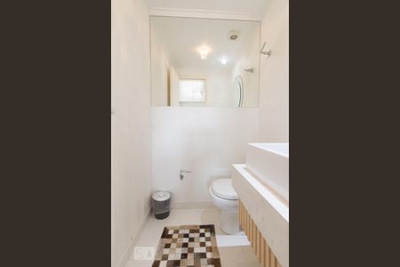 Apartamento para alugar com 160m², 3 quartos e 2 vagas Apartamento para alugar com 160m², 3 quartos e 2 vagasLavabo