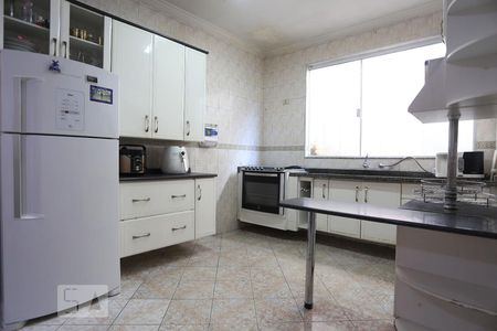 Cozinha de casa à venda com 3 quartos, 311m² em Km 18, Osasco