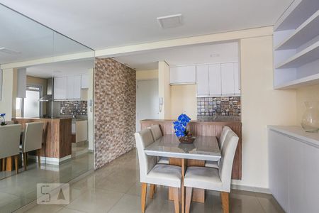 Sala de Estar de apartamento à venda com 3 quartos, 82m² em Vila Sônia , São Paulo