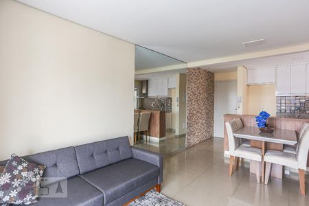 Sala de Estar de apartamento à venda com 3 quartos, 82m² em Vila Sônia , São Paulo