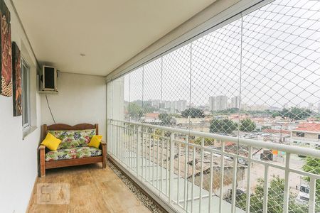 Apartamento à venda com 82m², 3 quartos e 1 vagaVaranda