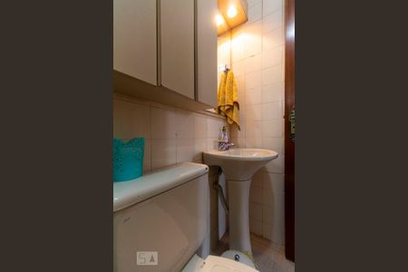 Banheiro Social de apartamento à venda com 2 quartos, 64m² em Vila Babilônia, São Paulo