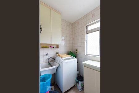 Apartamento à venda com 64m², 2 quartos e 1 vagaÁrea de Serviço
