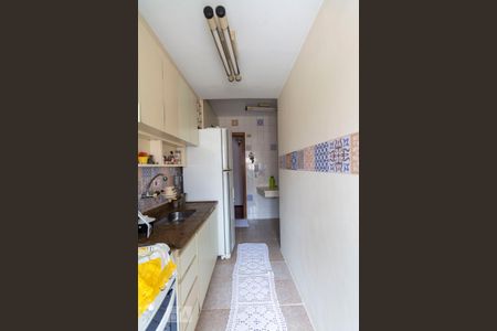 Apartamento à venda com 64m², 2 quartos e 1 vagaCozinha