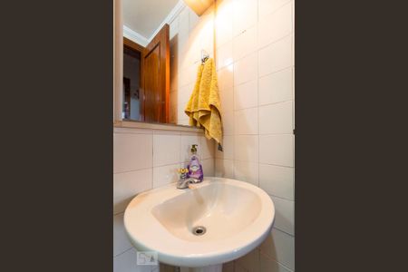 Banheiro Social de apartamento à venda com 2 quartos, 64m² em Vila Babilônia, São Paulo