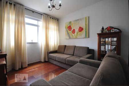 Sala de apartamento para alugar com 2 quartos, 75m² em Centro, Campinas