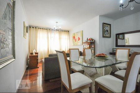 Sala de apartamento para alugar com 2 quartos, 75m² em Centro, Campinas