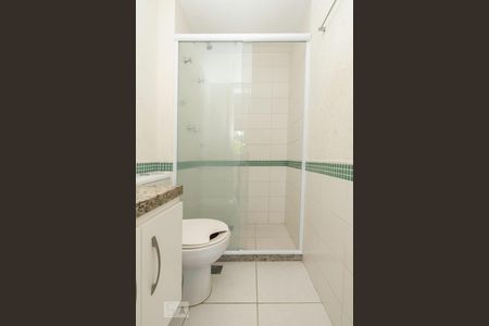 Banheiro Social de apartamento à venda com 2 quartos, 58m² em Maceió, Niterói