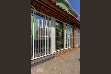 Casa de condomínio à venda com 116m², 3 quartos e 2 vagasFachada