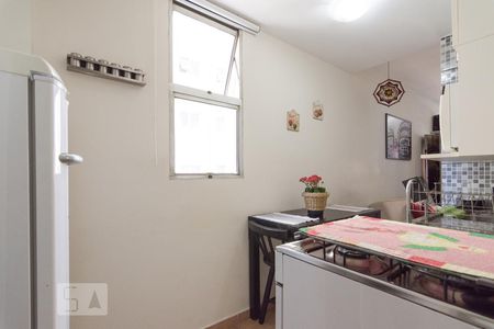 Studio para alugar com 35m², 1 quarto e 1 vaga Studio para alugar com 35m², 1 quarto e 1 vagaCozinha